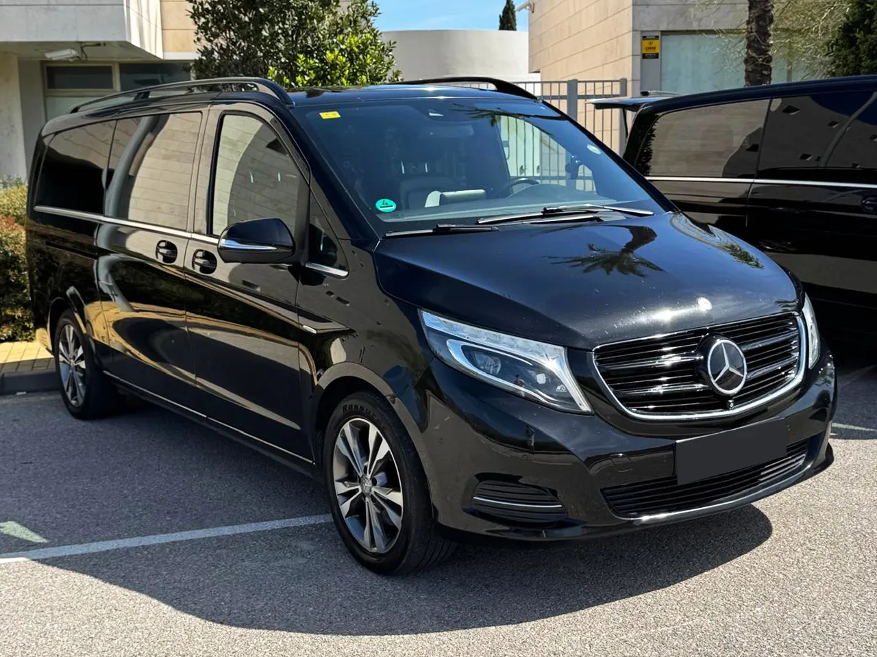 MERCEDES V250